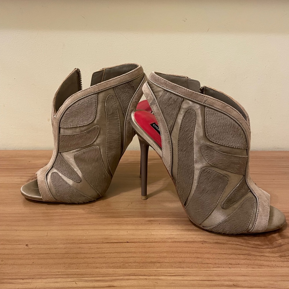 Charles Jourdan Women's Shoes - 6